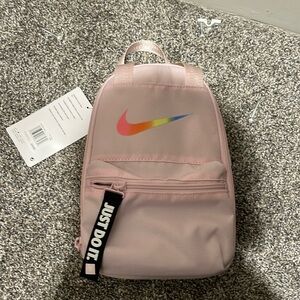 Brand new with the tag Nike girls lunchbox.
